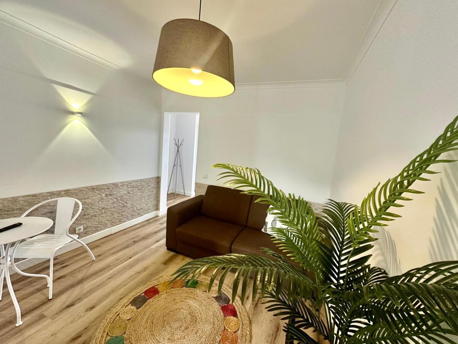 Azores Pedra - T0 E T1 Apartamento *